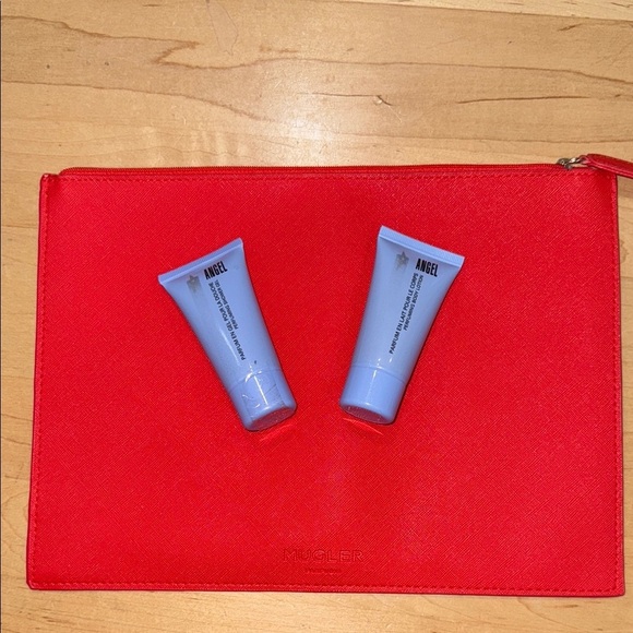 Mugler Red Pouch with Angel Perfume shower gel, body lotion 1 oz